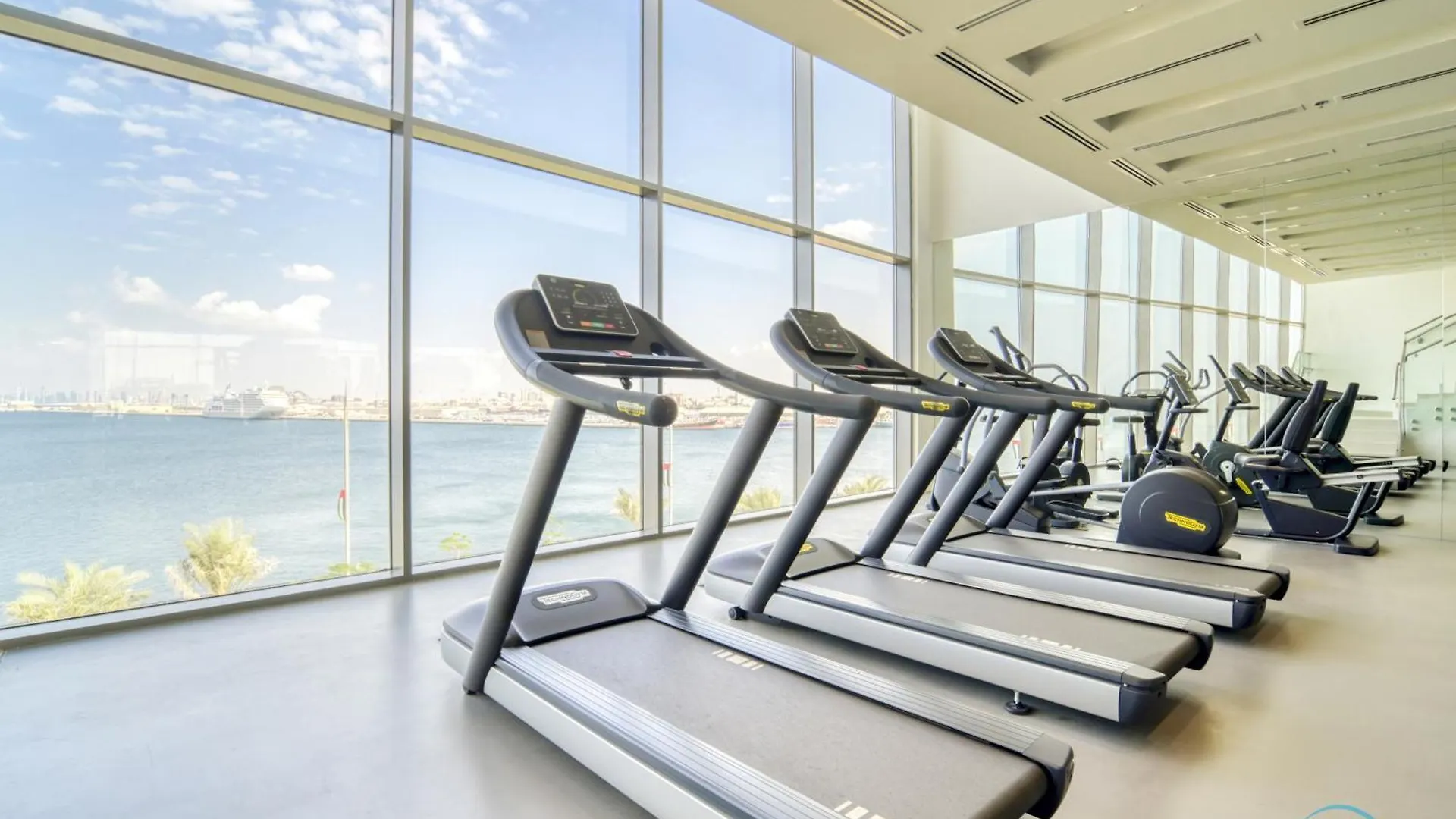 Alluring Studio At The Anwa By Omniyat Dubai Maritime City By Deluxe Holiday Homes 0*,