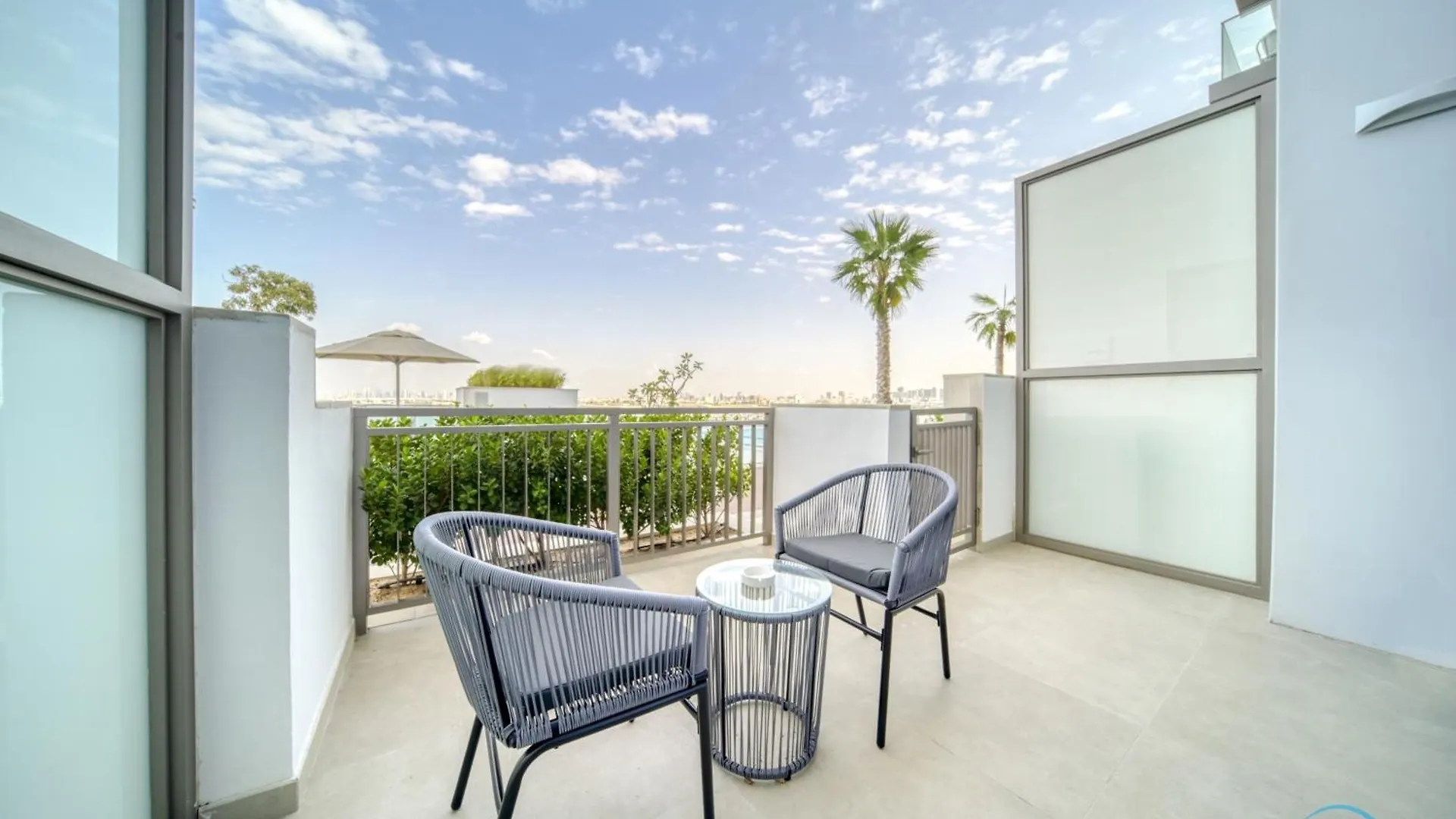 Alluring Studio At The Anwa By Omniyat Dubai Maritime City By Deluxe Holiday Homes Emirati Arabi Uniti